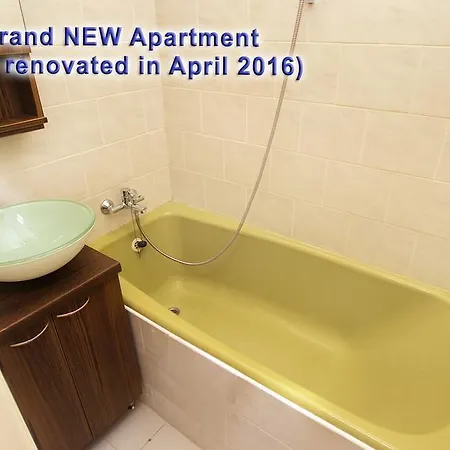 Apartment Astra 12 - Amazing Castle And River View Prag
